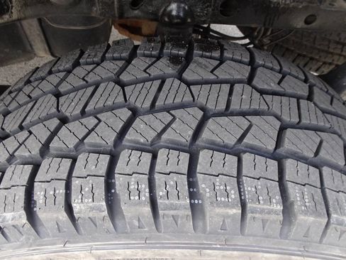 Used 2016 Ford F150 XLT w/ Equipment Group 302A Luxury image 12