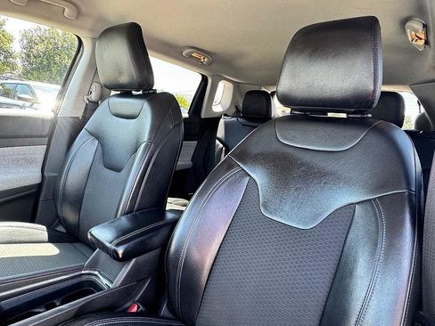 Used 2022 Jeep Compass Latitude w/ Convenience Group image 19