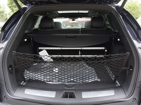 Used 2025 Cadillac XT5 Premium Luxury image 31