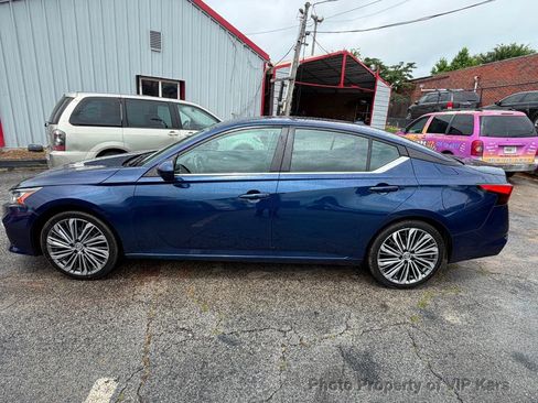 Used 2019 Nissan Altima 2.5 SR FWD image 8
