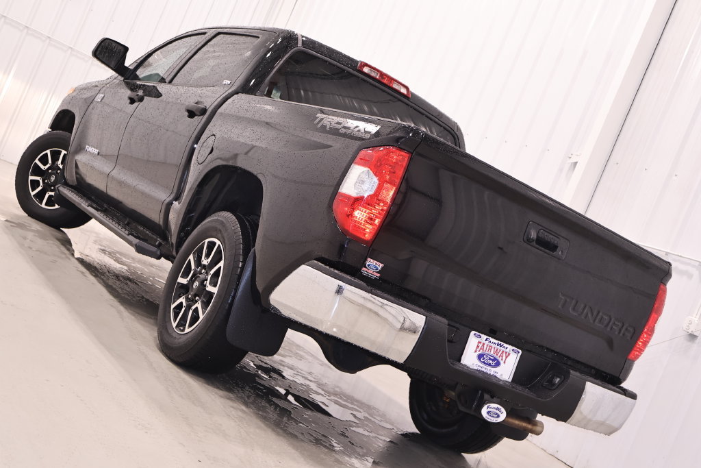 Used 2017 Toyota Tundra SR5 w/ TRD Off Road Package AWD/4WD image 38