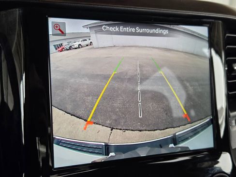 Used 2022 RAM 1500 Laramie image 3