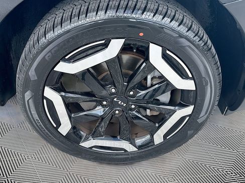 Used 2025 Kia Telluride S FWD image 35