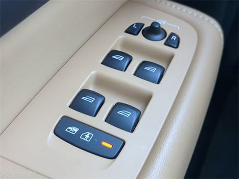 Used 2021 Volvo XC60 T5 Inscription w/ Advanced Package image 22