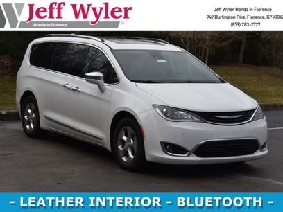 Used 2018 Chrysler Pacifica Limited w/ Advanced Safetytec Group