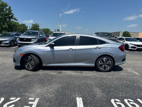 Used 2016 Honda Civic EX-T image 8