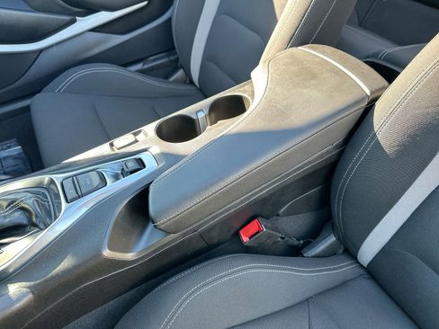 Used 2023 Chevrolet Camaro LT image 20