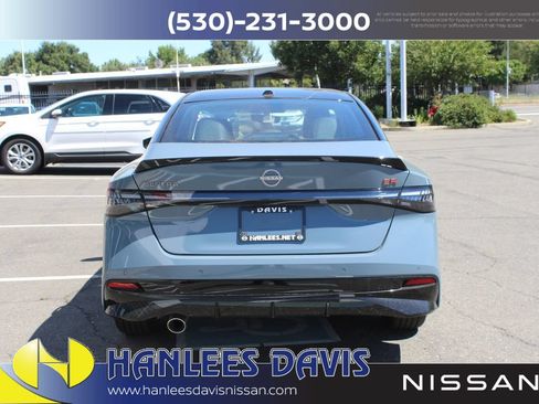 New 2026 Nissan Sentra SR w/ SR Premium Package FWD image 8