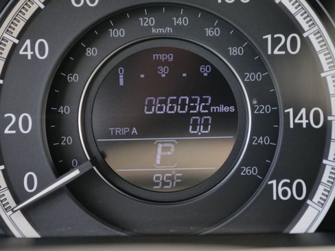Used 2015 Honda Accord EX image 11