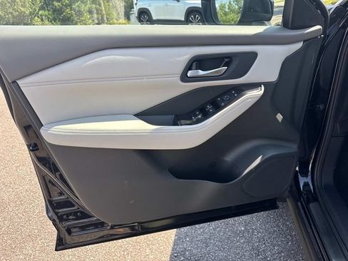 New 2026 Nissan Rogue Dark Armor AWD/4WD image 23