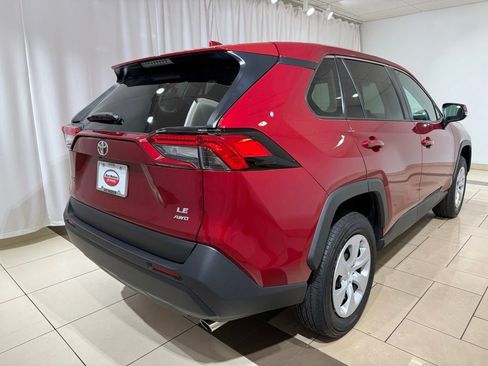 Certified 2025 Toyota RAV4 LE AWD/4WD image 5