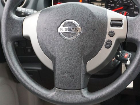 Used 2013 Nissan Rogue S image 23