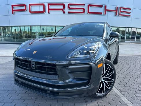 Used 2026 Porsche Macan AWD/4WD image 1