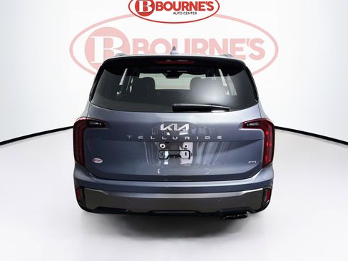 Used 2025 Kia Telluride S image 10