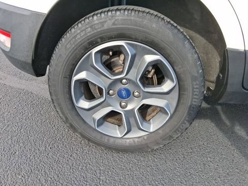 Used 2020 Ford EcoSport S image 8