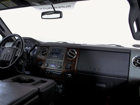 Used 2012 Ford F350 Lariat w/ Chrome Pkg image 13