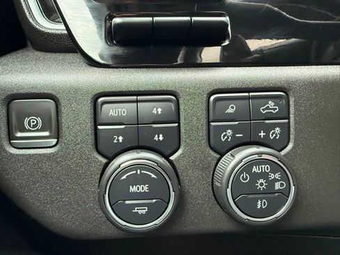 Used 2023 Chevrolet Silverado 1500 LTZ w/ LTZ Premium Package image 42