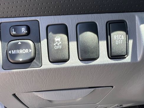 Used 2009 Toyota Tacoma w/ SR5 Package RWD image 26