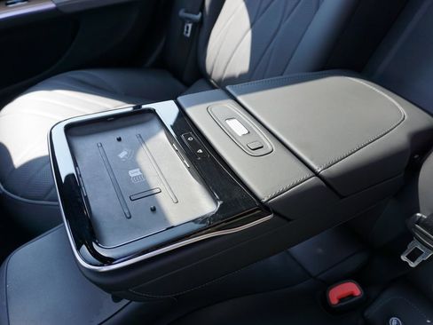 Certified 2023 Mercedes-Benz EQS 580 4MATIC Sedan image 45
