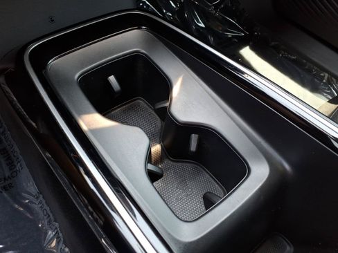 Certified 2023 Volkswagen ID.4 Pro S Plus AWD/4WD image 30