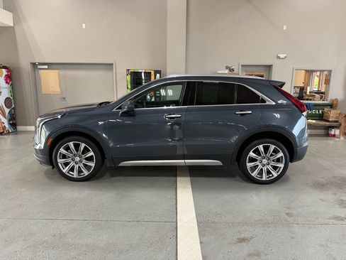 Used 2019 Cadillac XT4 Premium Luxury AWD/4WD image 1