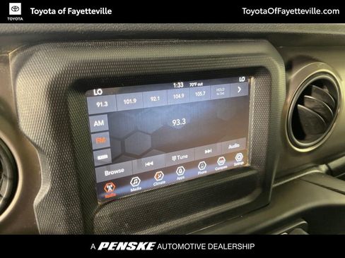 Used 2020 Jeep Wrangler Sport AWD/4WD image 24