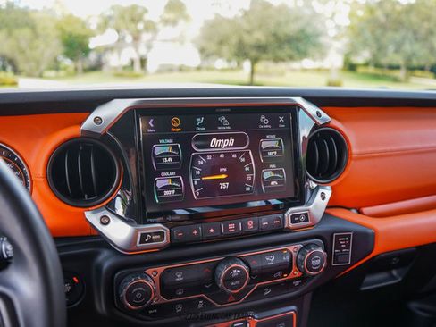 Used 2021 Jeep Wrangler Unlimited Sport image 29