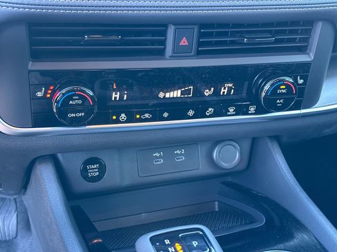 New 2026 Nissan Rogue SV image 30