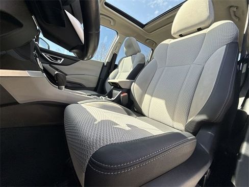 Used 2020 Subaru Forester Premium image 11