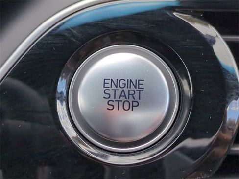 Used 2023 Genesis G70 3.3T w/ Sport Prestige Package image 27