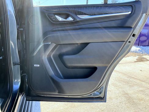 Used 2021 GMC Yukon Denali w/ Denali Ultimate Package image 17