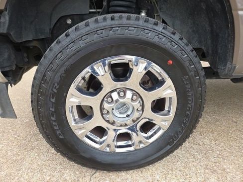 Used 2022 Ford F250 King Ranch w/ King Ranch Ultimate Package image 3