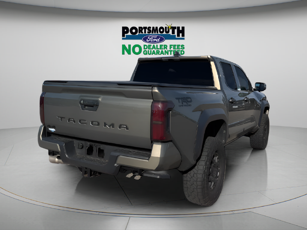 Used 2025 Toyota Tacoma TRD Off-Road AWD/4WD image 26