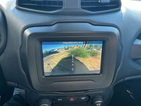 Used 2020 Jeep Renegade Trailhawk image 27