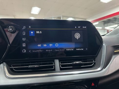 Used 2024 Chevrolet Trax LT image 20