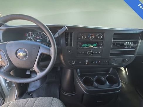 Used 2024 Chevrolet Express 3500 LT w/ LT Preferred Equipment Group RWD image 16