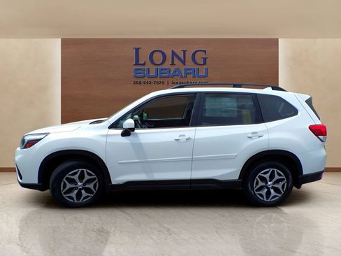 Used 2020 Subaru Forester Premium AWD/4WD image 15