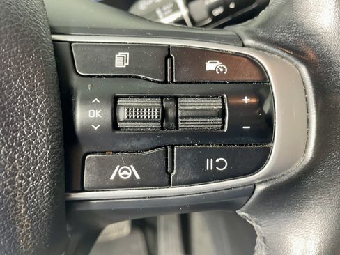 Used 2023 Kia Sportage EX FWD image 16