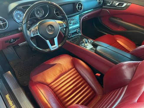 Used 2013 Mercedes-Benz SL 550 image 26