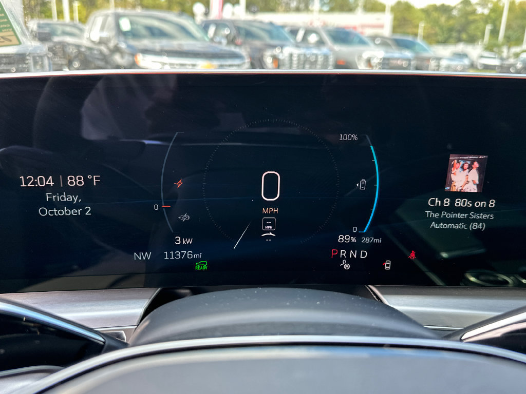 Used 2025 Cadillac Lyriq Luxury AWD/4WD image 28