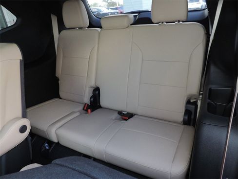 New 2026 Buick Enclave Preferred image 18