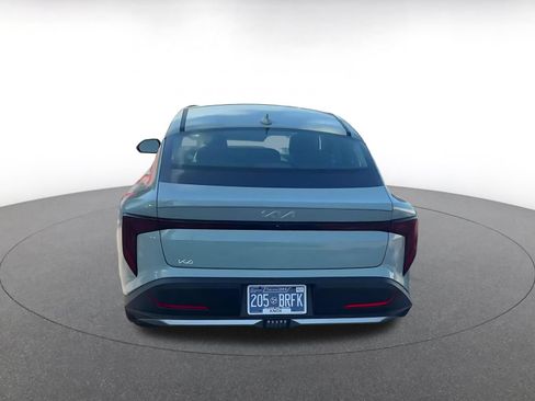 Used 2025 Kia K4 FWD image 12