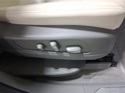 Used 2021 Cadillac XT5 Premium Luxury image 20