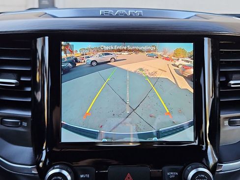 Used 2024 RAM 1500 Laramie image 20