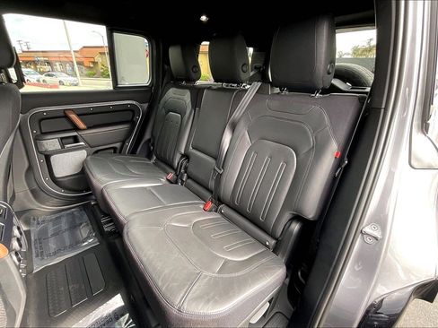 Used 2023 Land Rover Defender 130 X AWD/4WD image 19