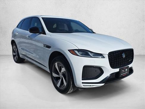 Certified 2025 Jaguar F-PACE R-Dynamic S image 3