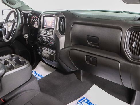 Used 2021 Chevrolet Silverado 1500 Custom image 25