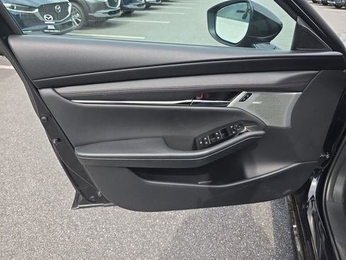New 2026 MAZDA MAZDA3 Hatchback w/Premium Plus Pkg AWD/4WD image 18