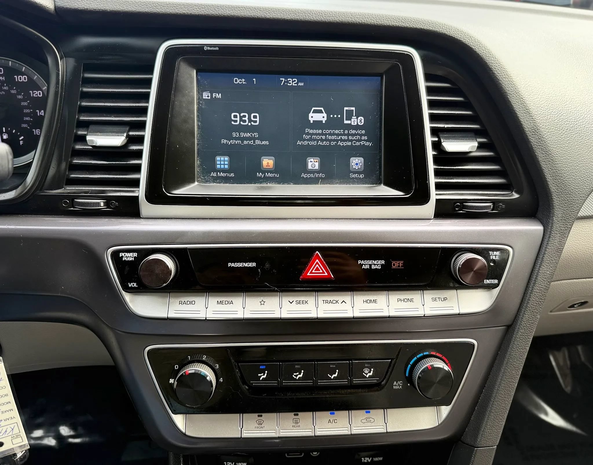 Used 2018 Hyundai Sonata SE FWD image 16