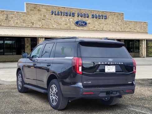 New 2026 Ford Expedition Active RWD image 4